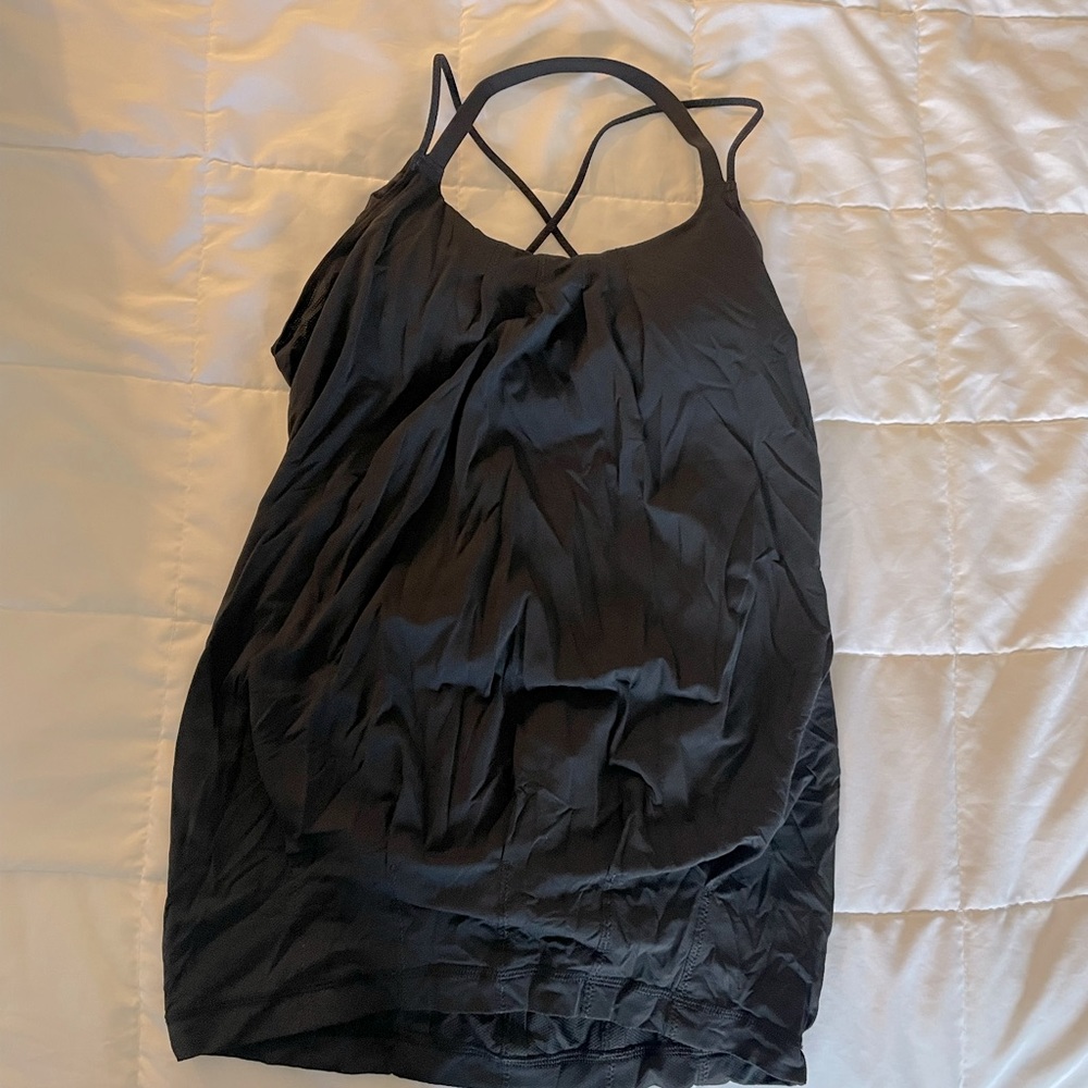 Strappy Lululemon tank!